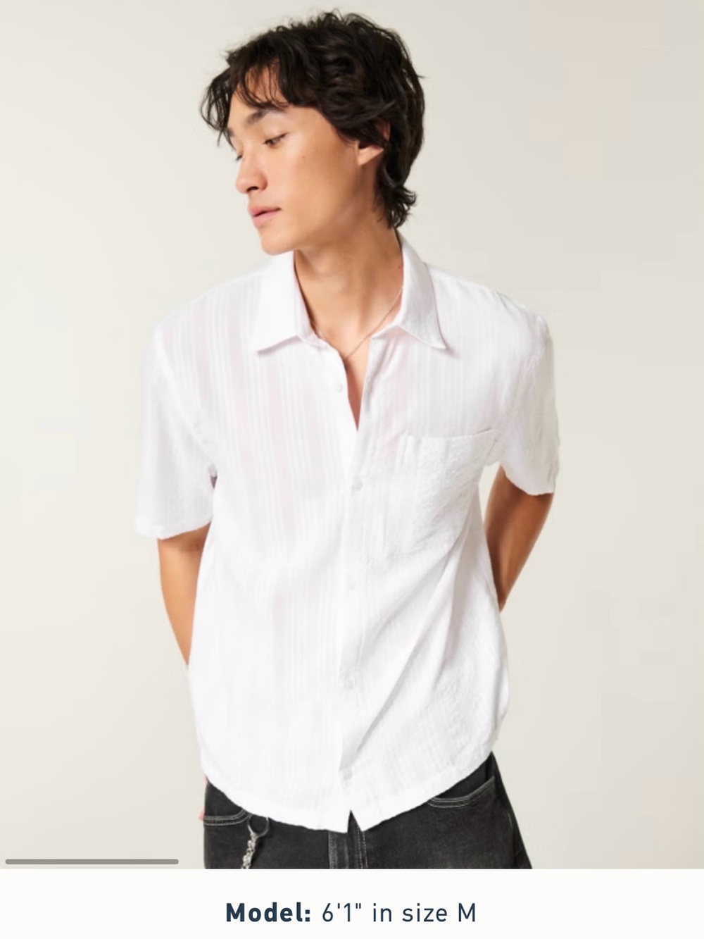 Hollister Boxy Fit Shirt Men's cream
Off white Button-Up Short Sleeve top Medium